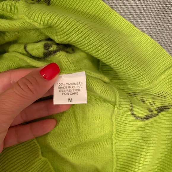 Cashmere Sweater - Picture 4 of 6